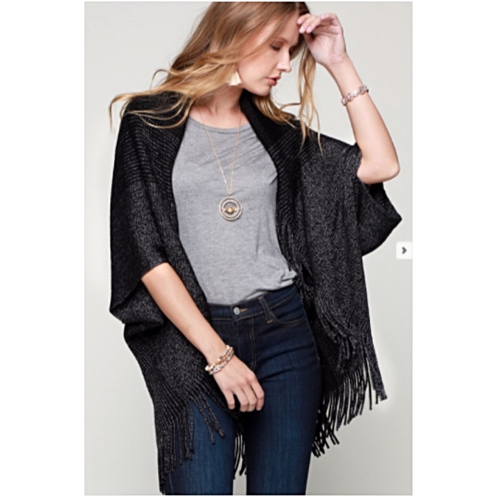 Sassy Fringe Sweater Cardi Shrug Wrap O/S - Picture 2 of 7